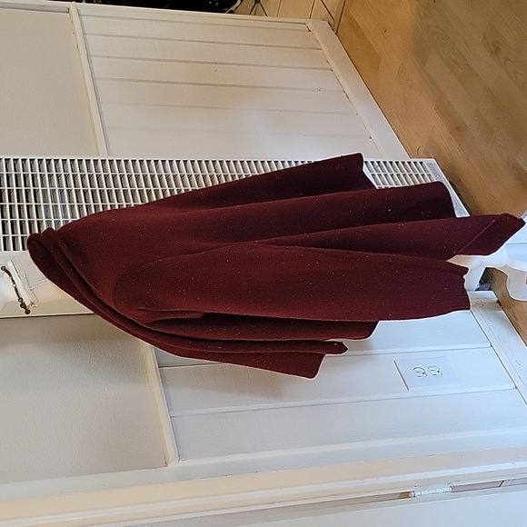 Nice Flowy cardigan - Picture 2 of 3